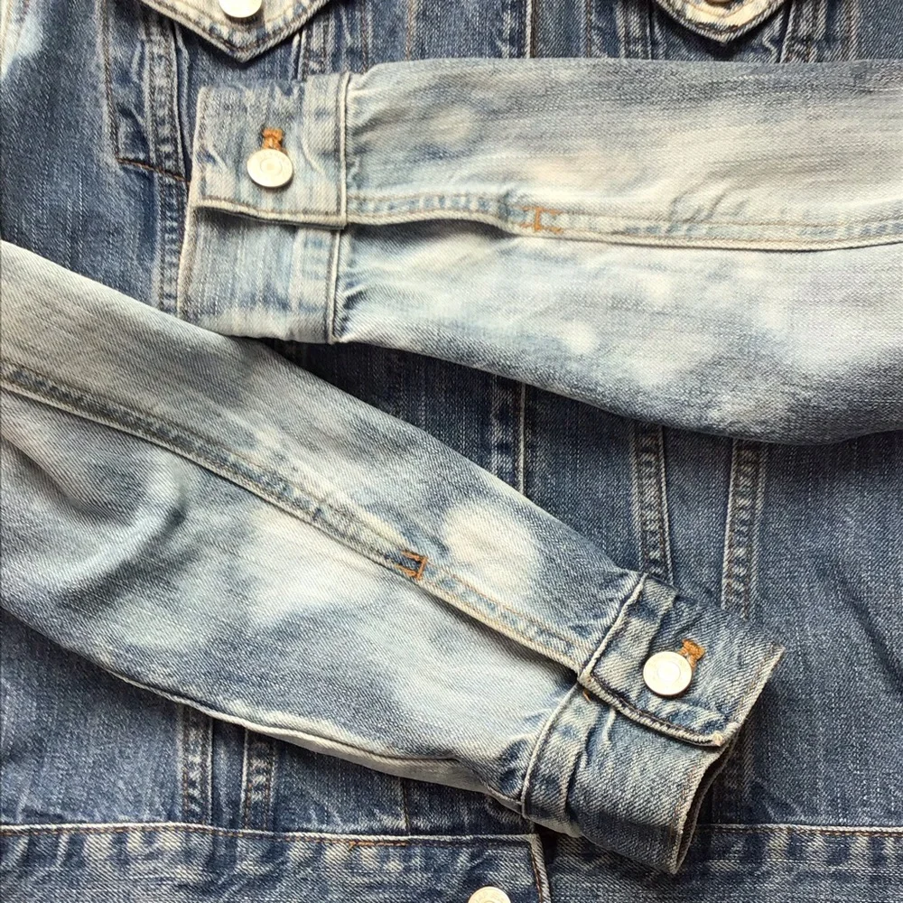 GAP Custom Hand Bleached Blue Jean Fitted Jacket Medium
